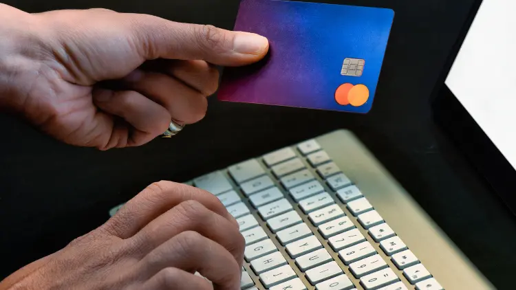 Mastercard Wie kann ich Abbuchungen zur_ckholen